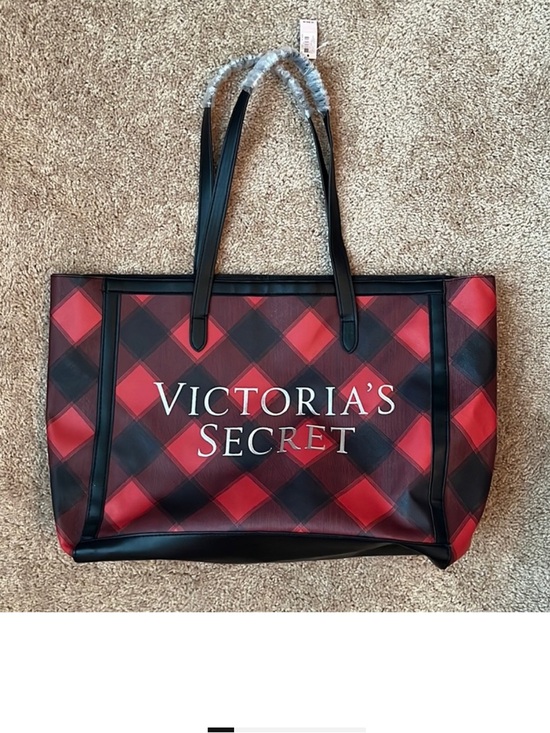 Victoria's Secret Handbags - NWT Victoria’s Secret Plaid Tote Bag